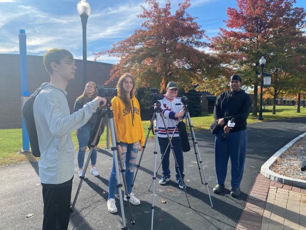 Picture of Sara Warner and classmates