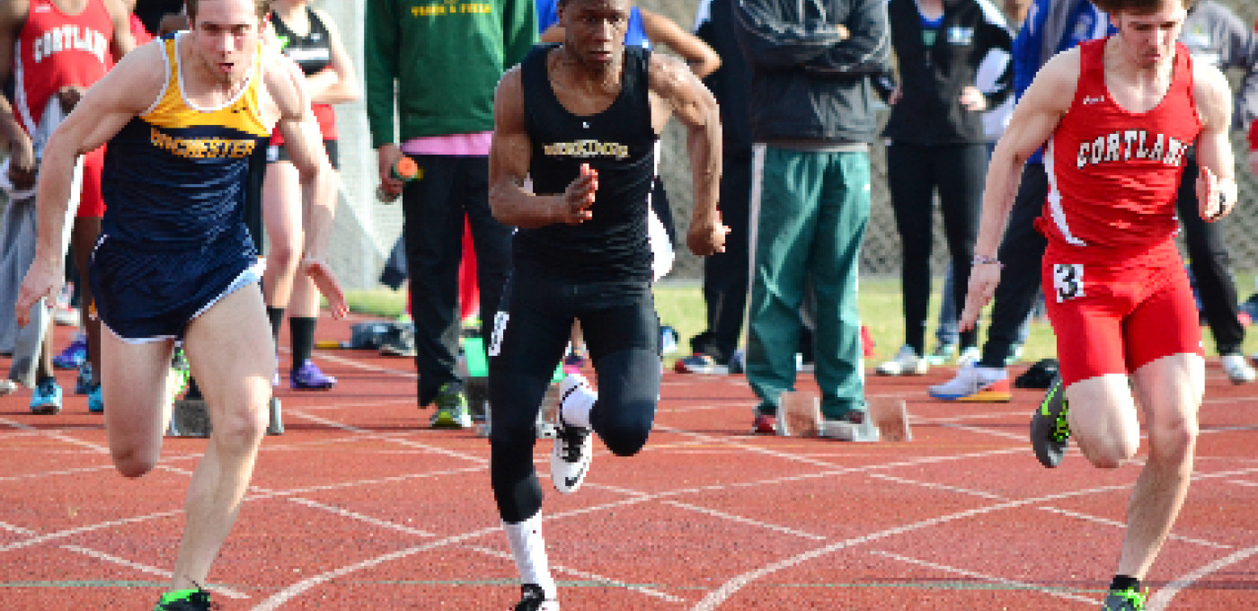 4 17DevlenWilliamsTRACK2015NewsRecapGameStory