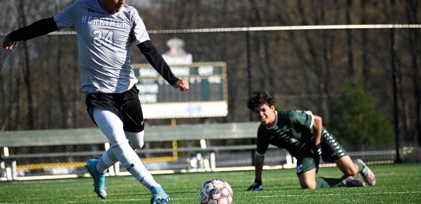 Mens Soccer vs TC3 3