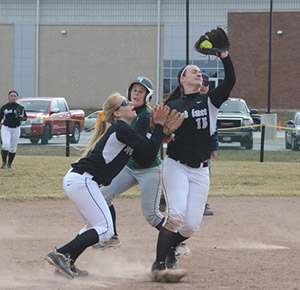 Softball 4 6 2013 ShortstopKaraqi