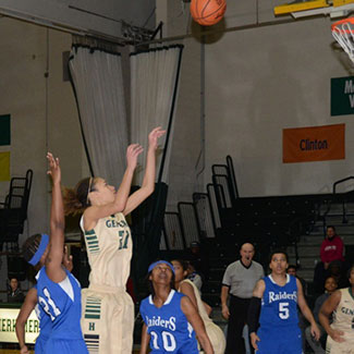 wbball 02 08 2013 Seabrooks