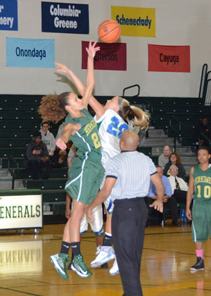 wbball 11 01 2012 Seabrooks